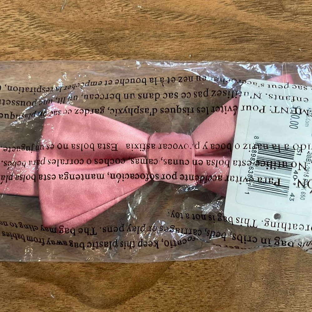 New pink bow tie